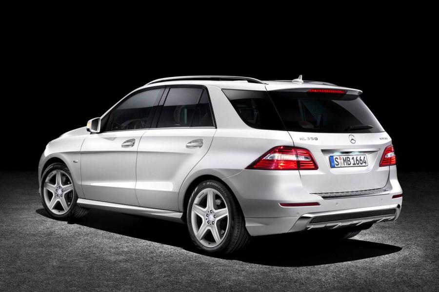  Mercedes-Benz ML-Class 2012 года  (фото 22 из 188)